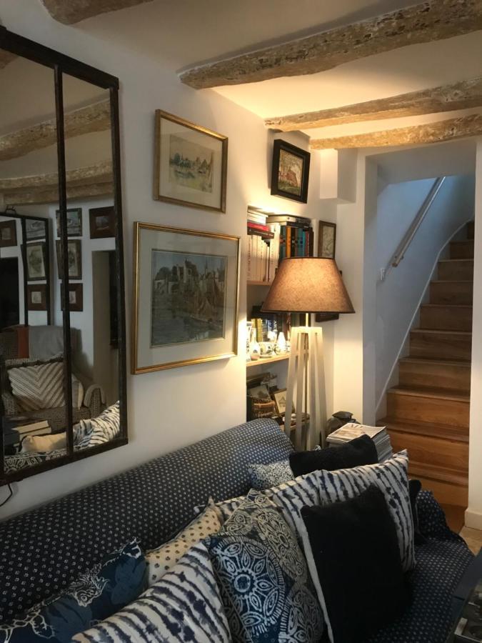Fontevraud Maison De Ville Bnb Luaran gambar